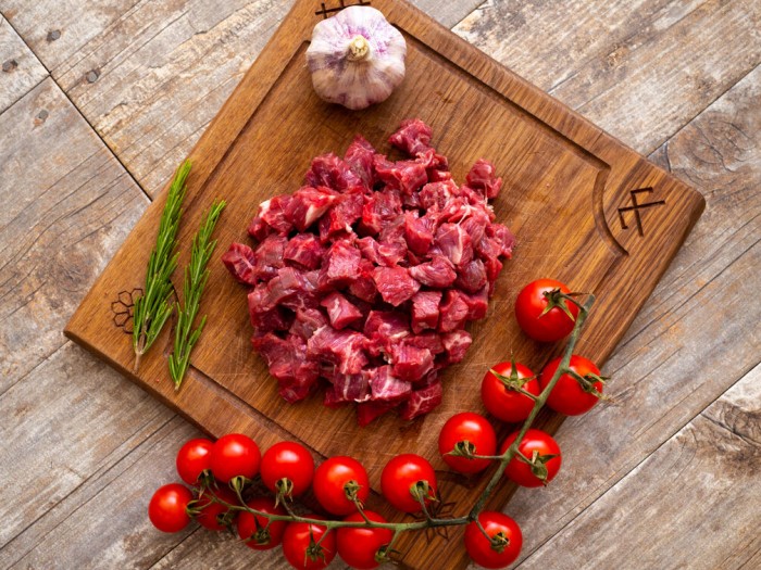 Liellopa gulašs 0.5 kg