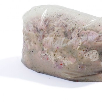 Svaiga liellopa gaļa, cūkgaļa, grilprodukti, desas, desiņas, cīsiņi, sardeles, žāvējumi, pastētes un svaigi liellopa gardumi jūsu sunim