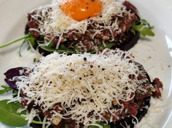 Top Sirloin filejas tartars: Sergeja Gjača recepte